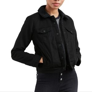 LEVI SHERPA LINED TRUCKER JACKET